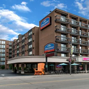 https://howard-johnson-hotel-by-the-falls-niagara-falls.niagara-fallshotels.com