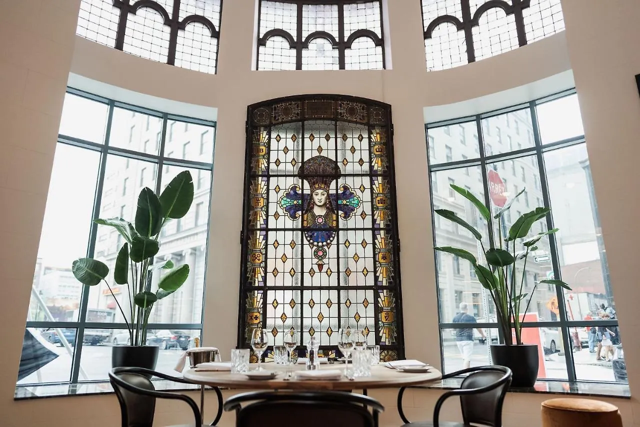 *****  Hotel Birks Montreal Canada