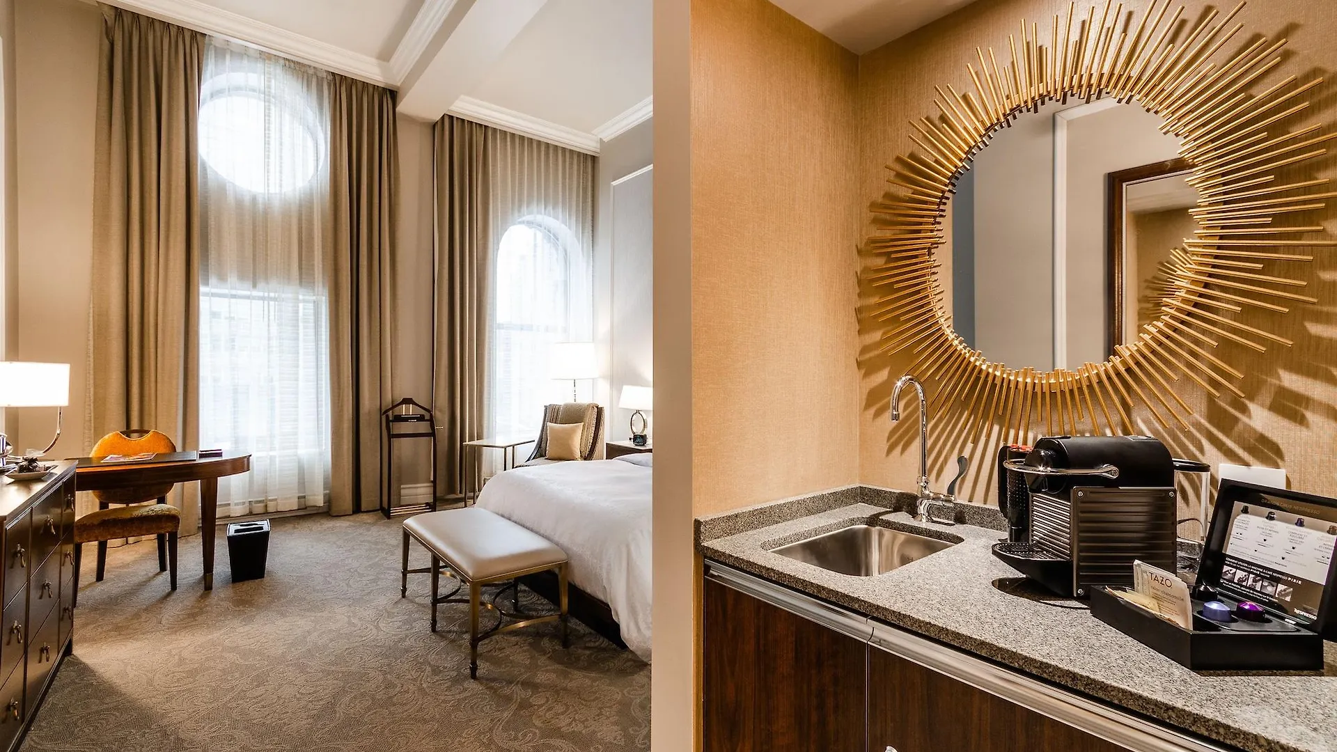 *****  Hotel Birks Montreal Canada