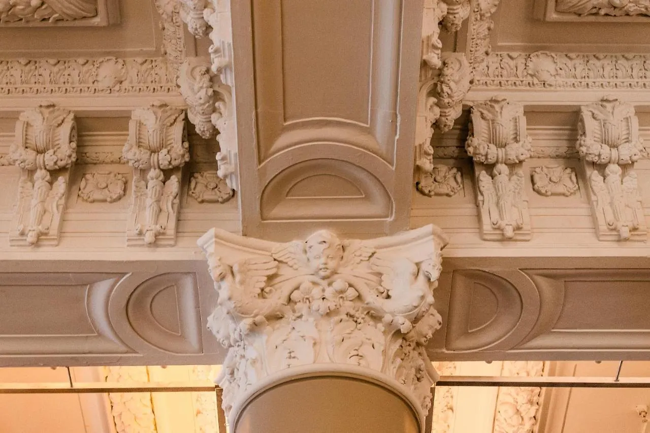 *****  Hotel Birks Montreal Canada